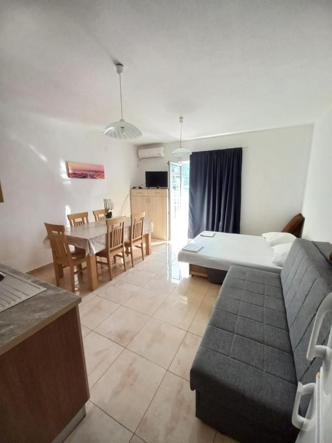 Apartmani Jopi Неум Екстериор снимка